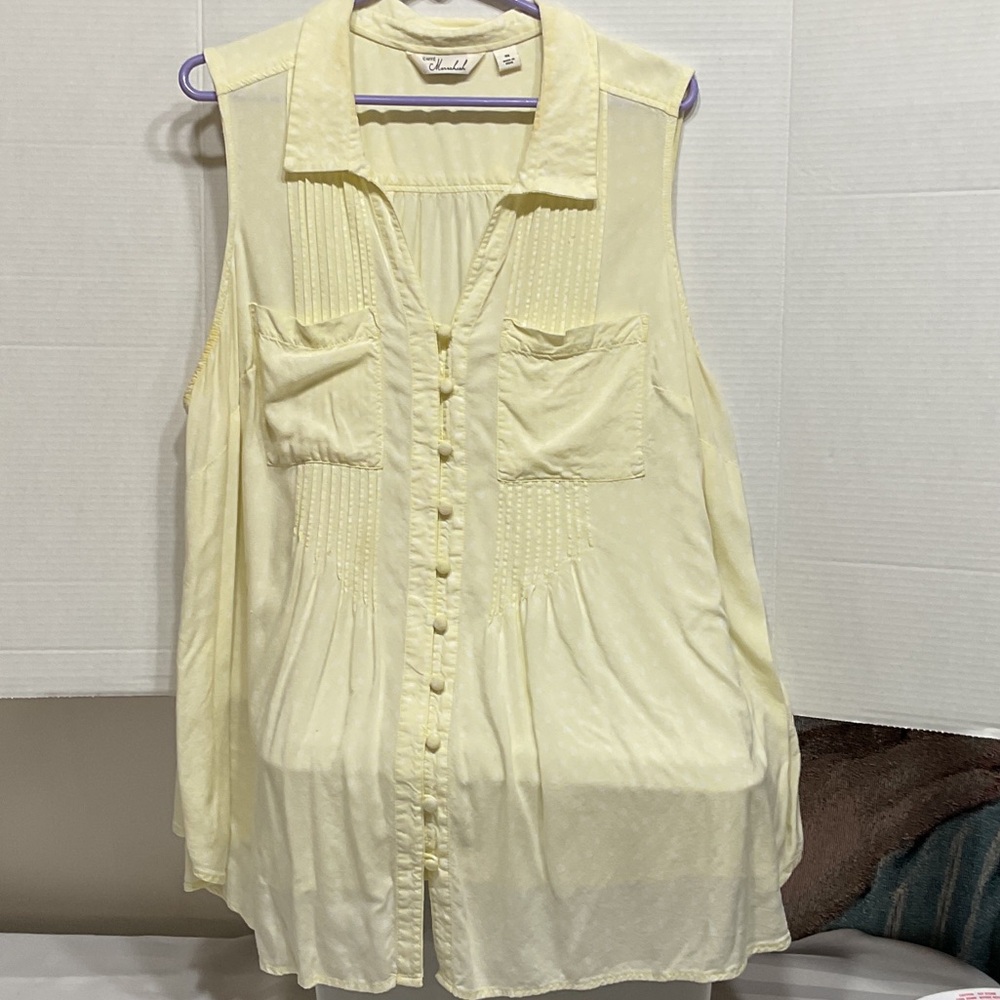Vince Camuto Light Yellow Sleeveless Blouse